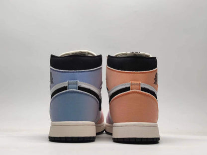 Air Jordan 1 Retro High OG "White Gradient"
