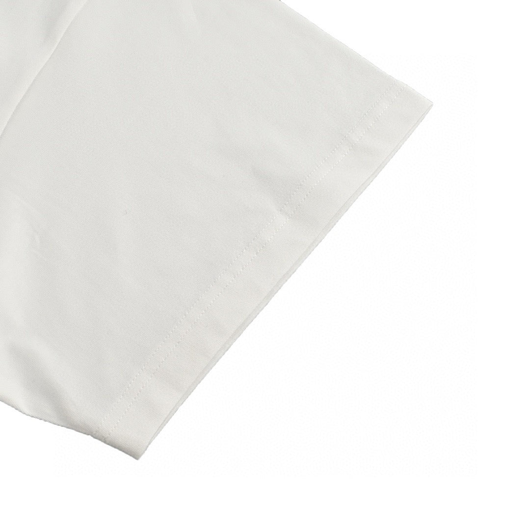 Ba*len*cia*ga white t-shirt with label detail