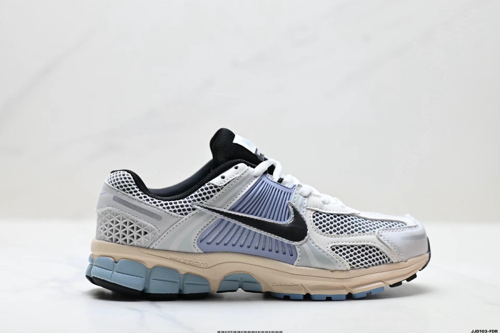 Nike Zoom Vomero 5 “Court Blue” – Retro Runner with a Cool Palette