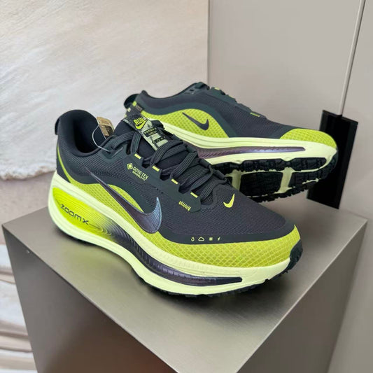 Nike Zoom Vomero in Green: Biomechanical Canopy