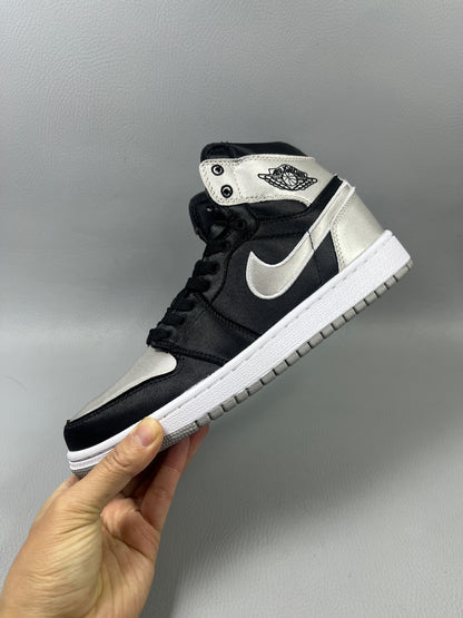 Air Jordan 1 Retro High OG 'Silver Silk'