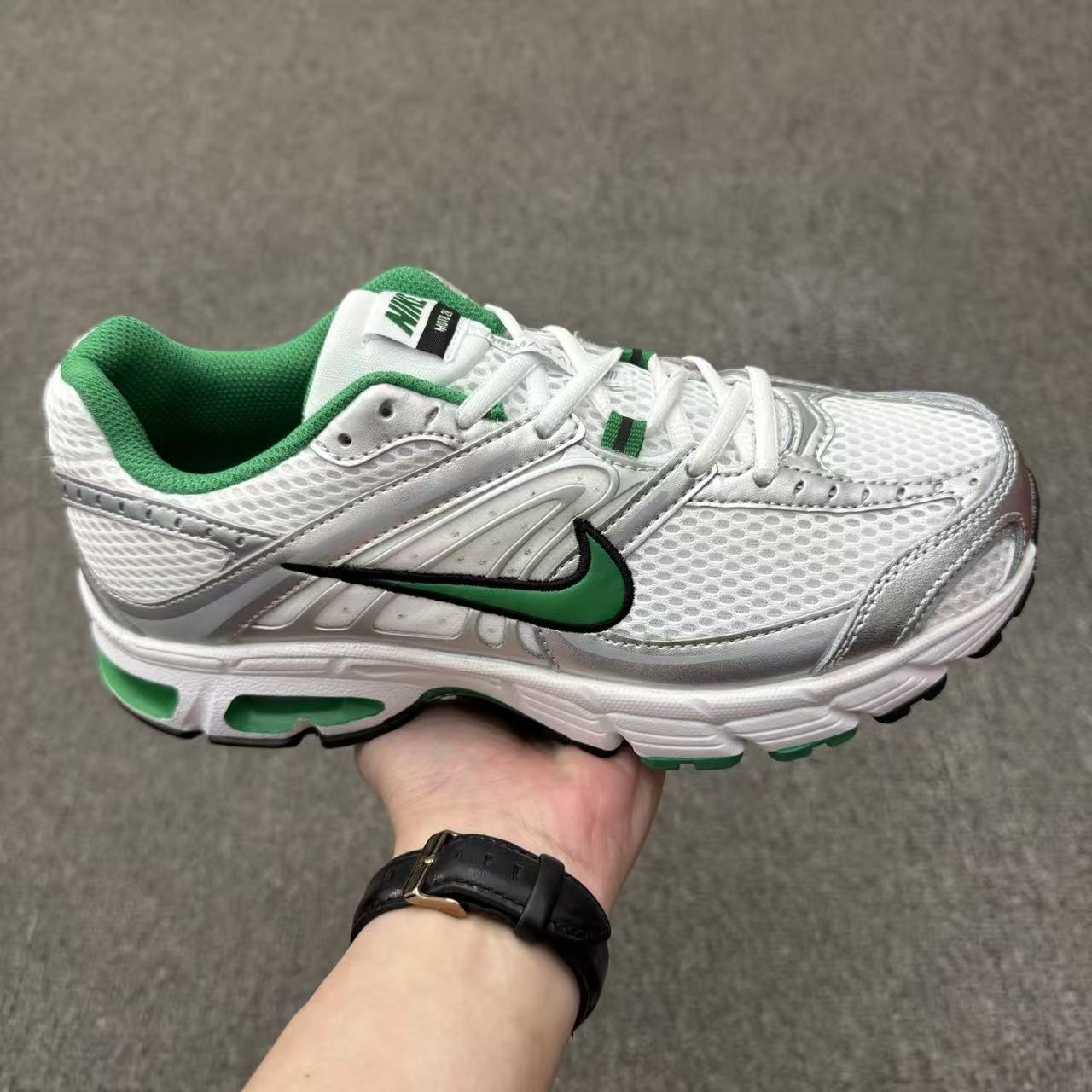 Nike Air Max Moto 2K “White/Stadium Green” – Y2K Runner Revival