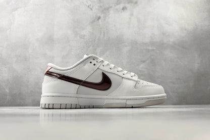 Nike Dunk Low “White/University Red” – Classic Court Contrast