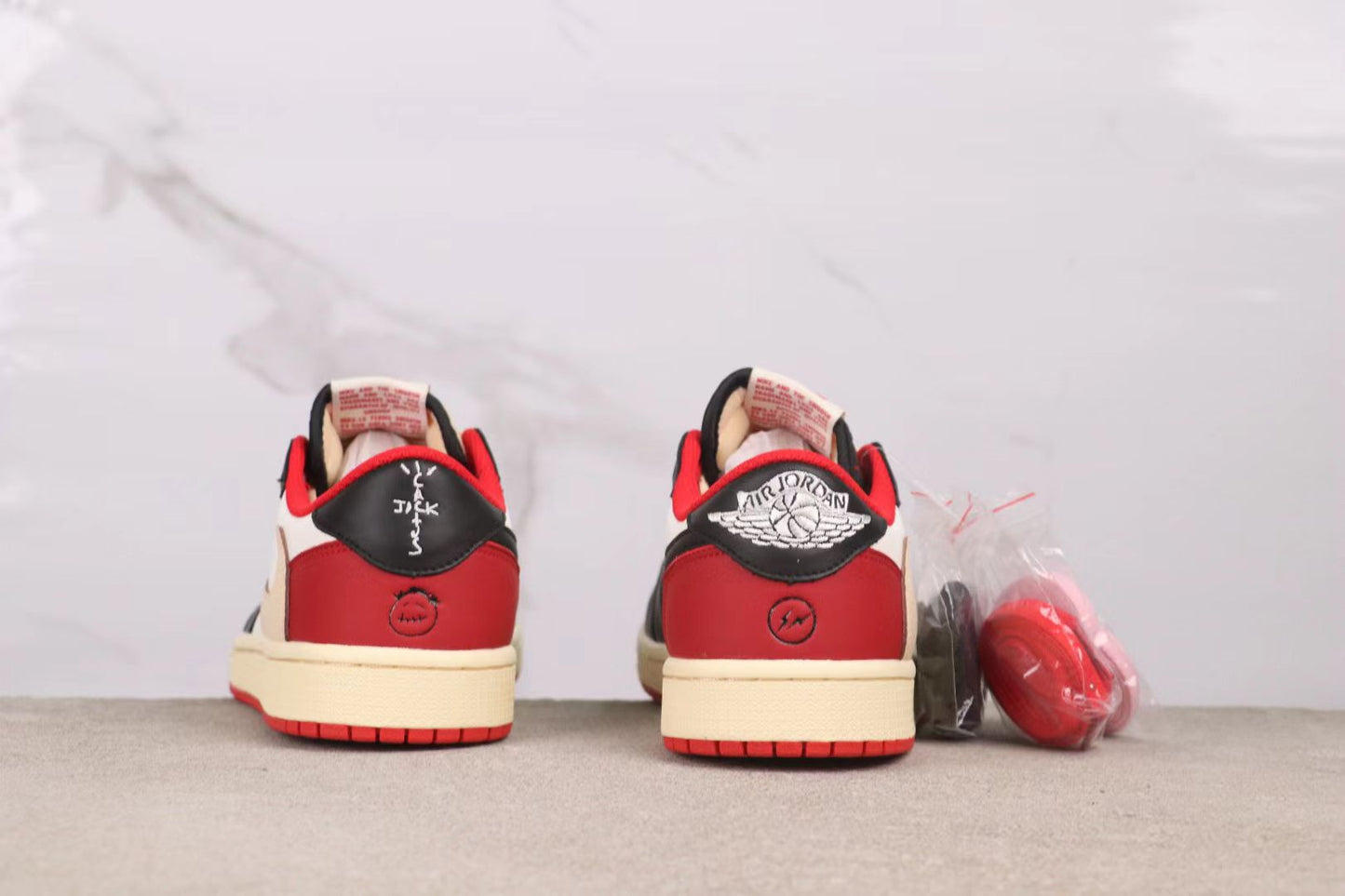 Nike Air Jordan 1 Low – White / Black / University Red