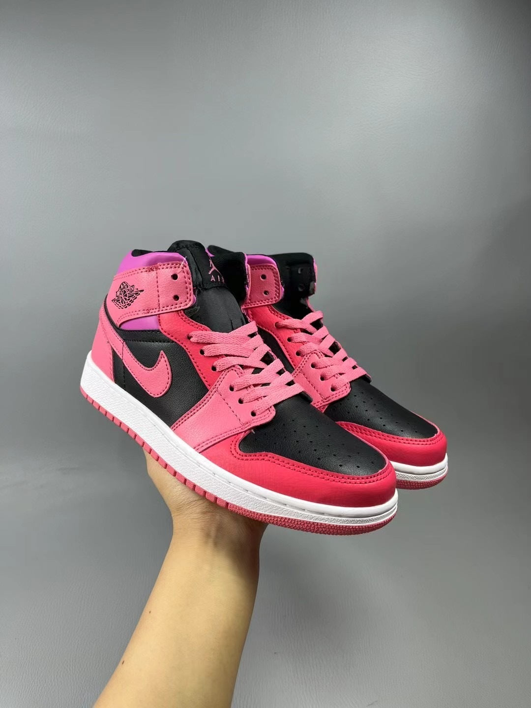 Air Jordan 1 High "Rose Pink"