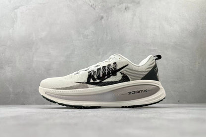 Nike ZoomX Vomero “White/Black” – Premium Cushioning, Classic Style