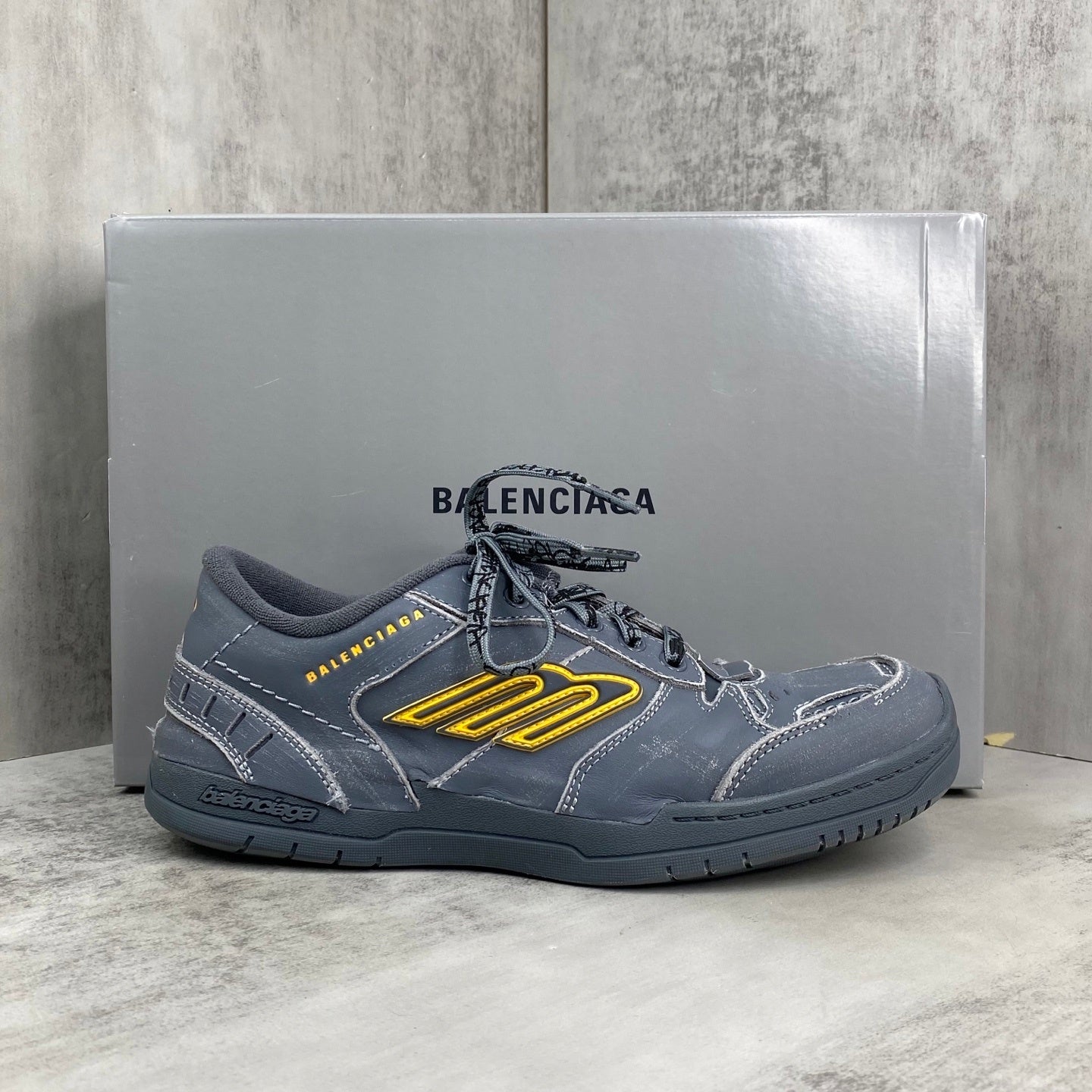 Balenciaga Hamp tons Sneaker in Matte Black: Monolithic Edge