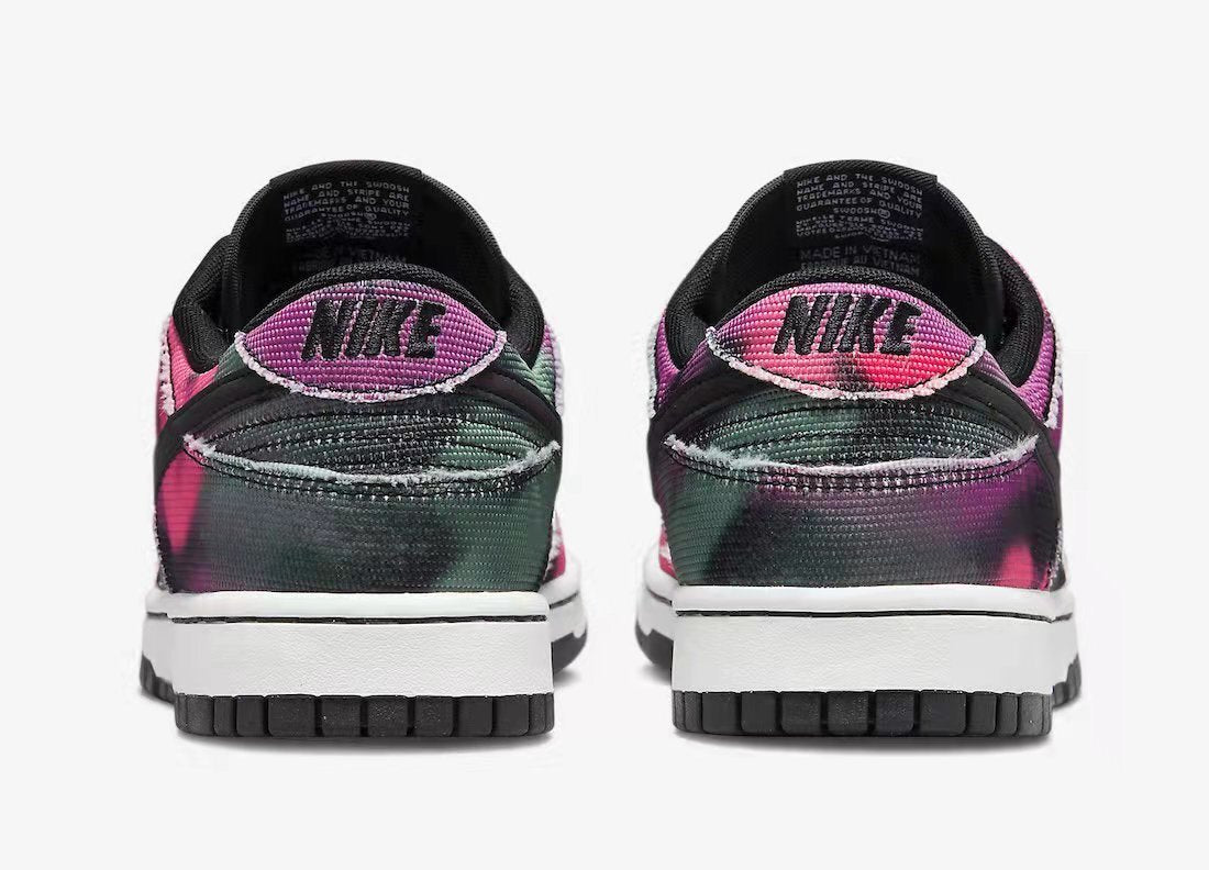 Nike Dunk Low "Graffiti"