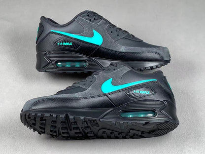 Nike Air Max 90 “Black/Green” – Iconic Contrast