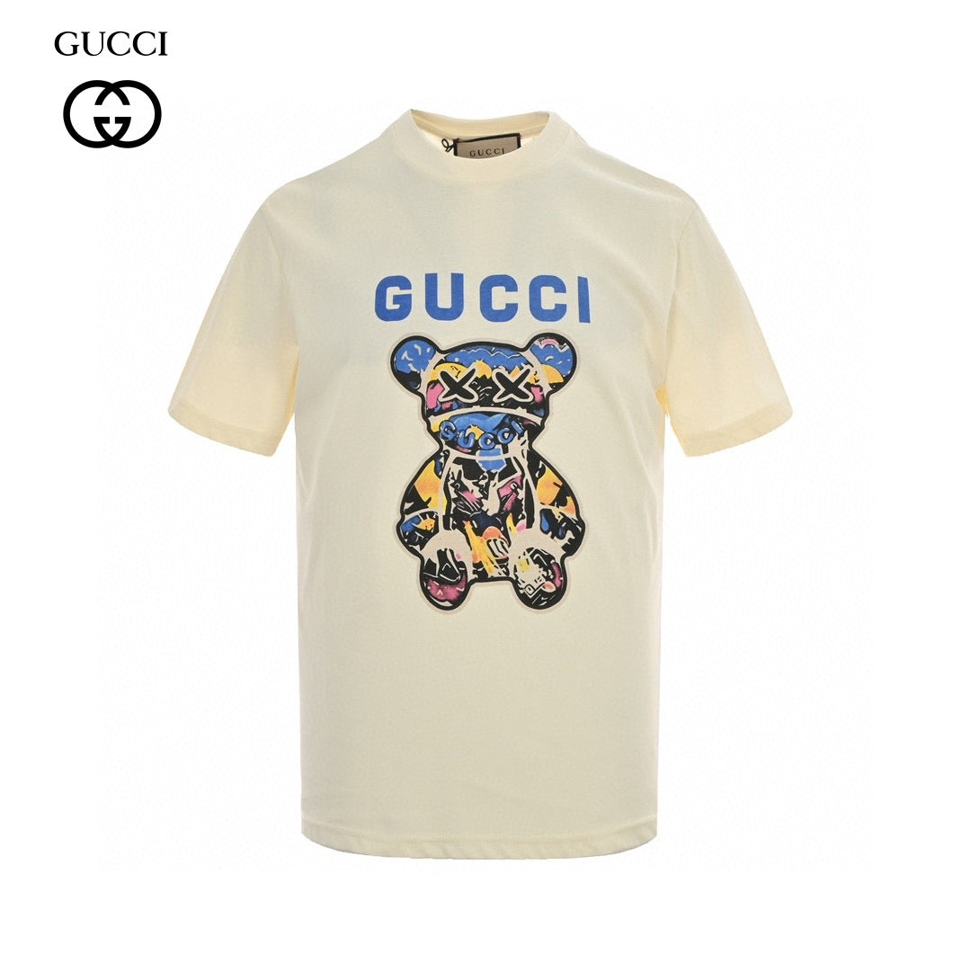 G*u*i cream t-shirt with bear graphic