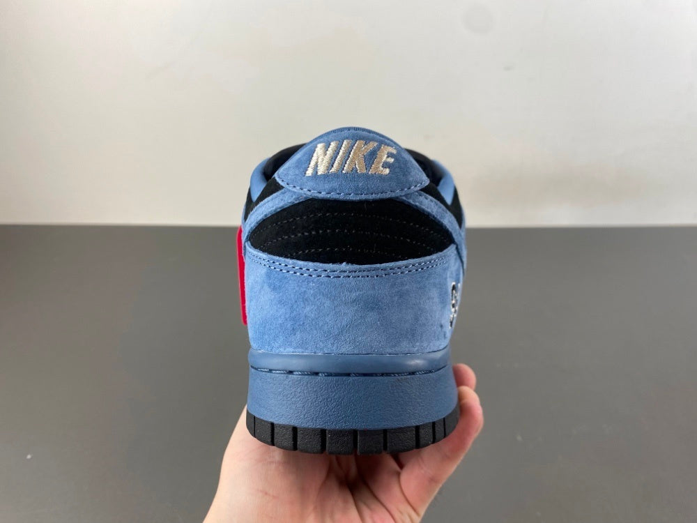 Nike Dunk Low SB "Black / Sea Glass Fog"