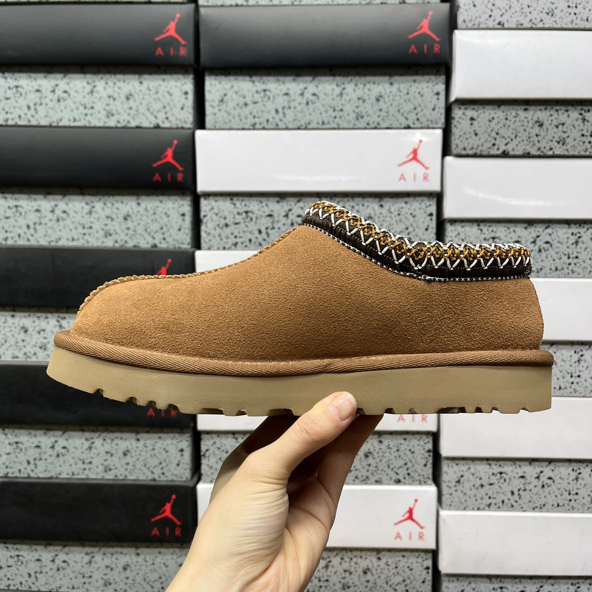 UGG Classic Snow Boot in Chestnut