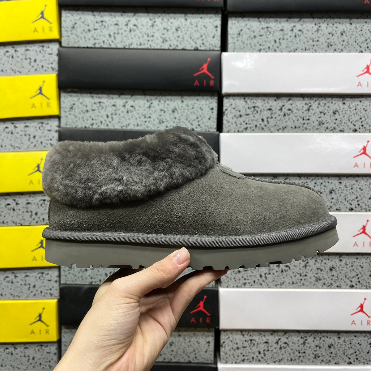 UGG Classic Mini Snow Boot in Grey