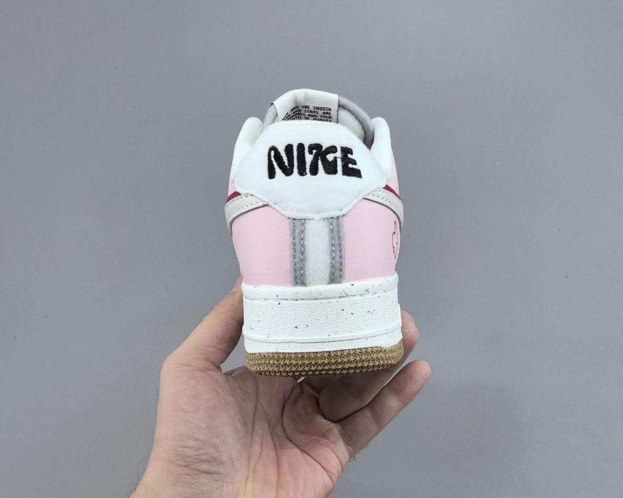 Nike Air Force 1 '07 “White/Pink” – Iconic Court Style with a Soft Touch