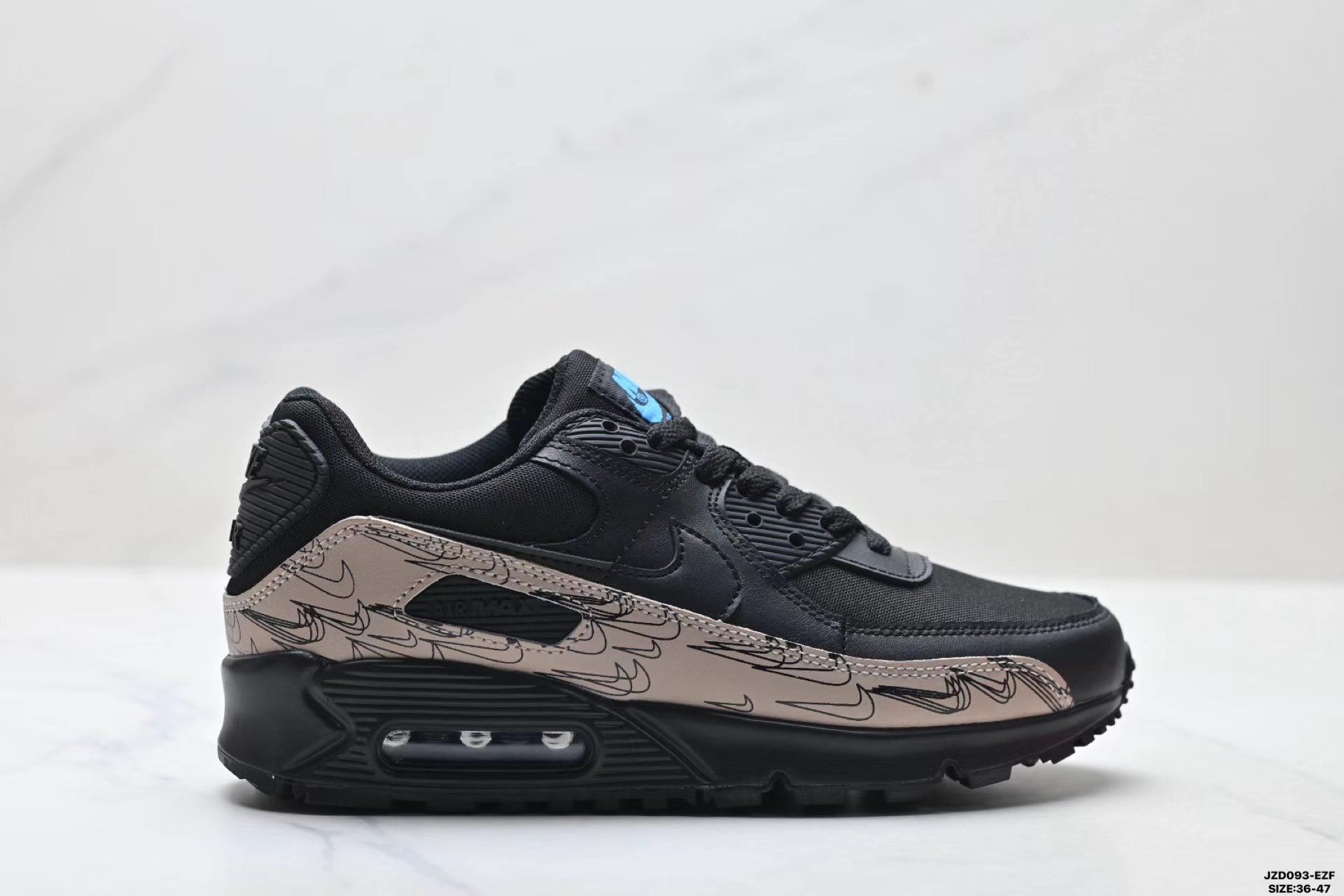 Nike Air Max in Black/Brown: Terroir Noir