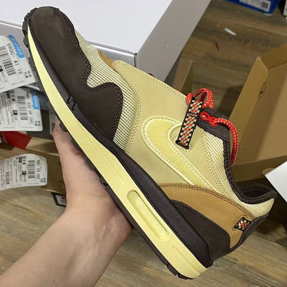 Nike Air Max 1 in Baroque Brown: Heritage Patina