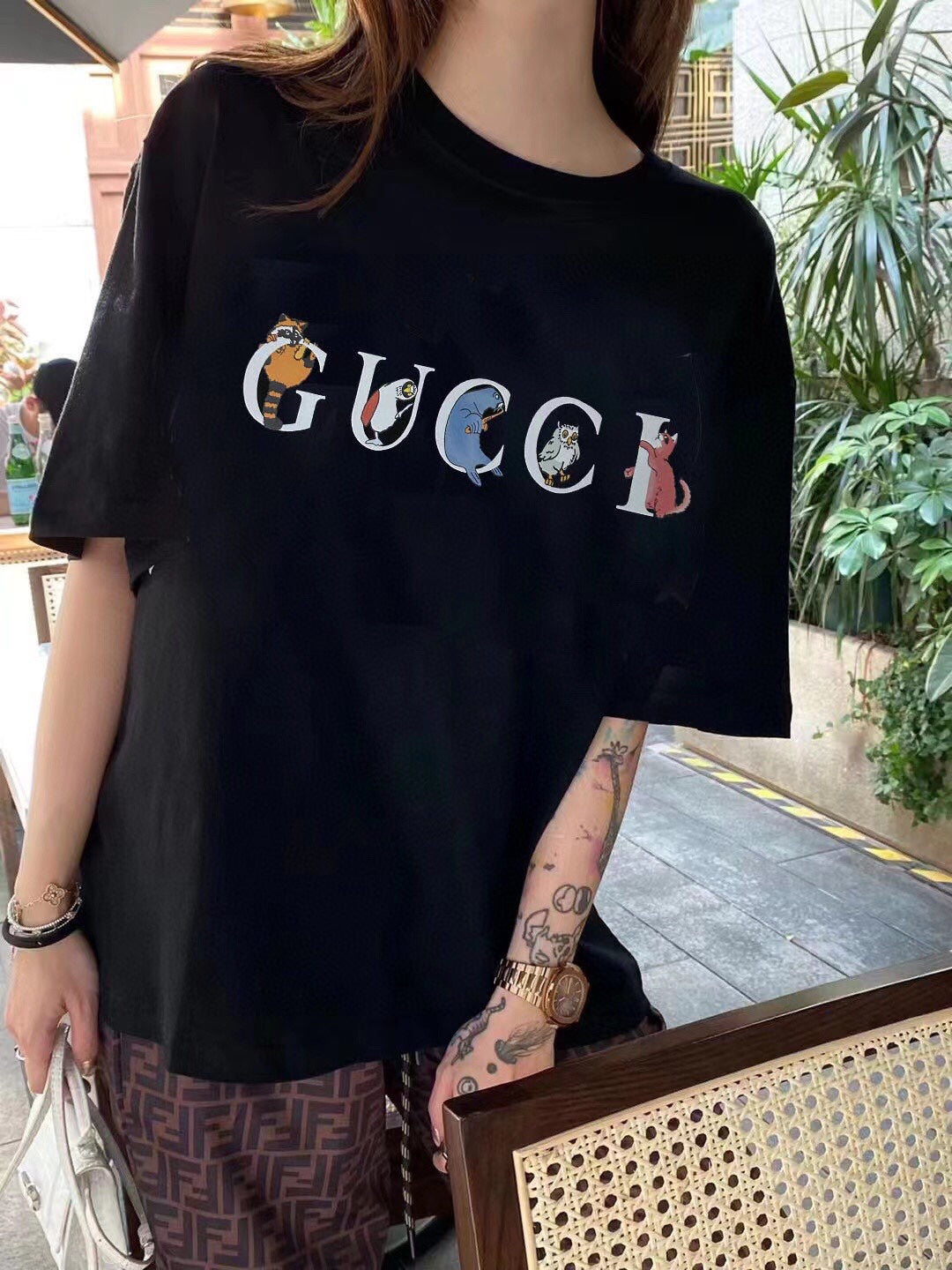 G*u*i t-shirt