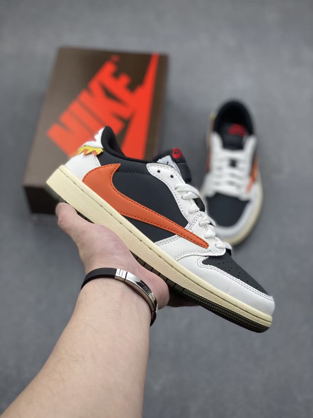 Nike Air Jordan 1 Low – White / University Red / Varsity Gold