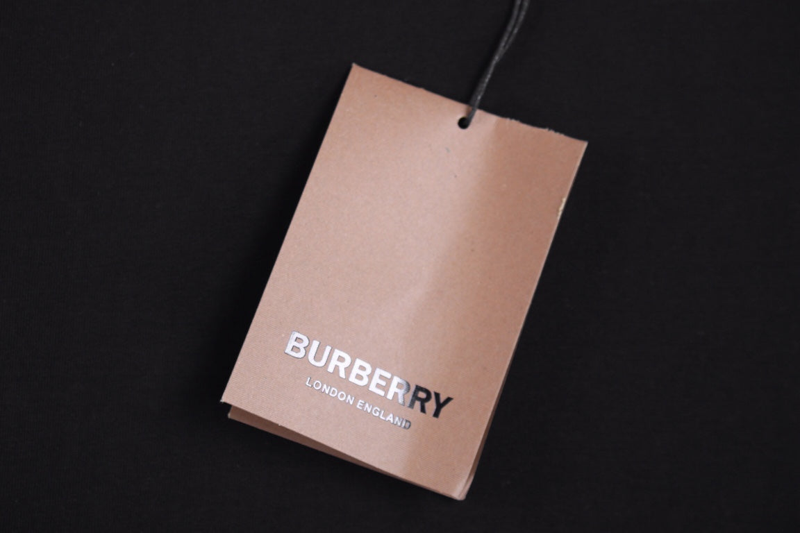 Burberry T-Shirt (Black)