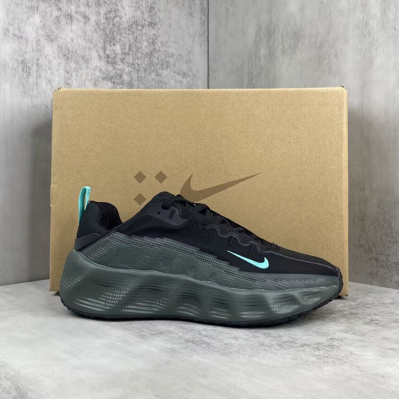 Ava in Black/Deep Green: Nocturnal Foliage