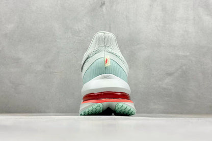 Nike Pegasus Plus in Green: Verdant Mile-Cruncher