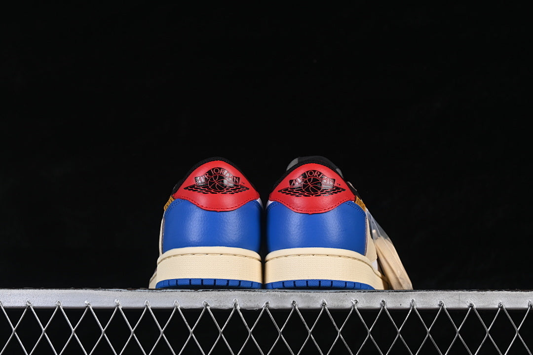 AIR JORDAN 1 LOW OG "WHITE / BLUE / RED"