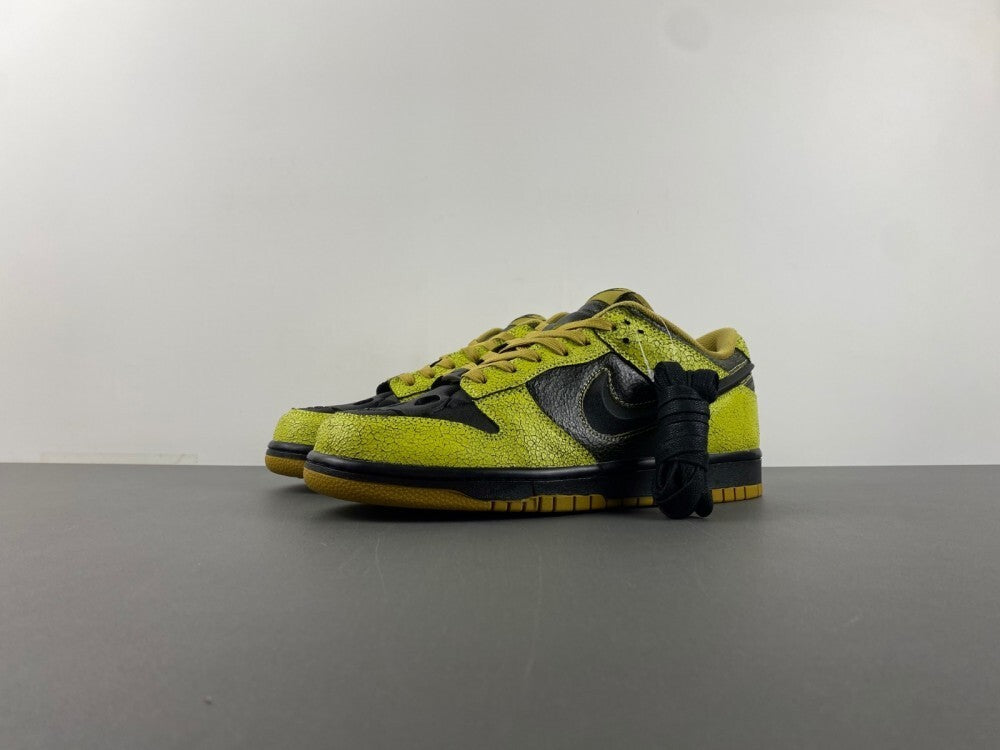 Air Jordan 1 Low "Pine Green / Curry"