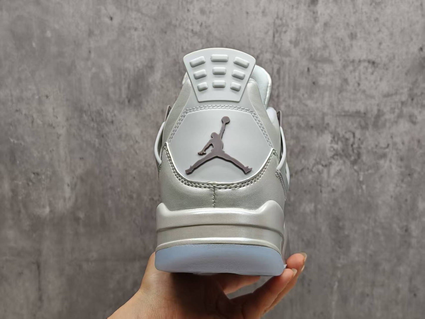 Air Jordan 4 Retro 'Cool Grey'