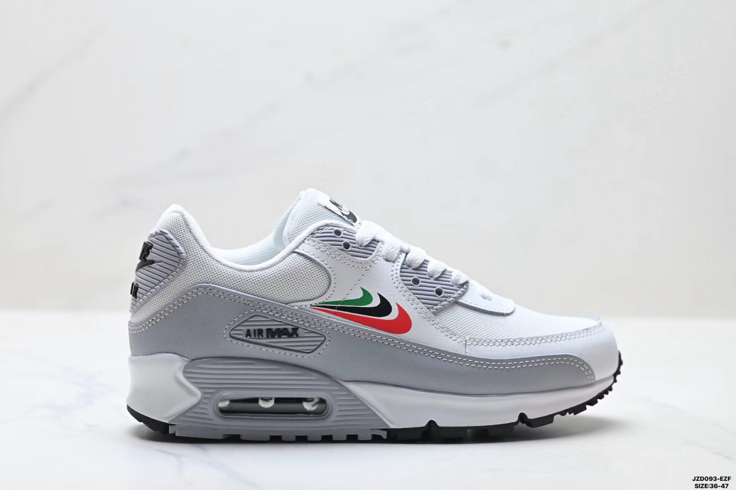 Nike Air Max in White/Grey: Urban Aerial