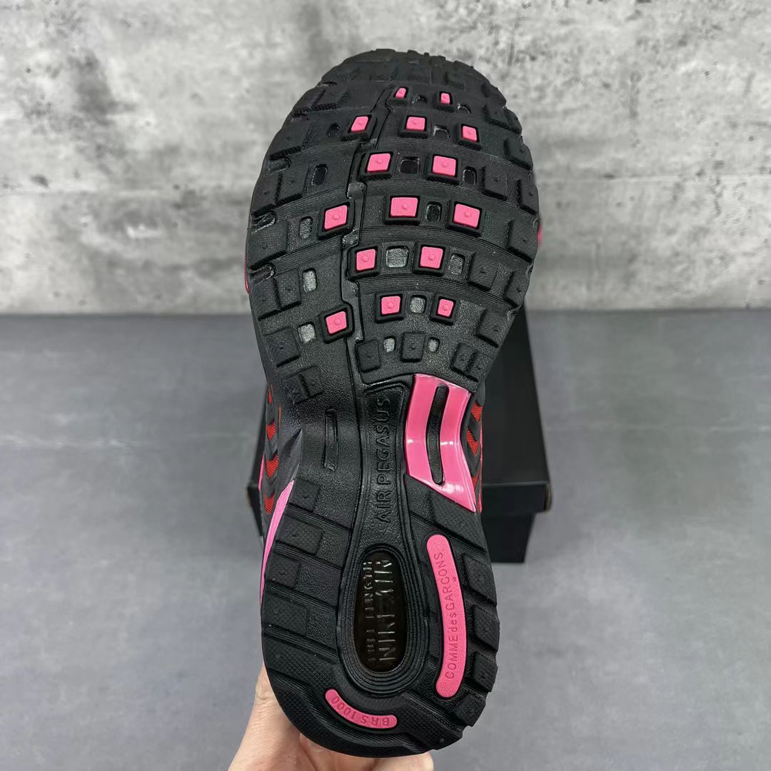 Nike Air Pegasus 2K5 "Black/Red" – Aggressive Retro Runner