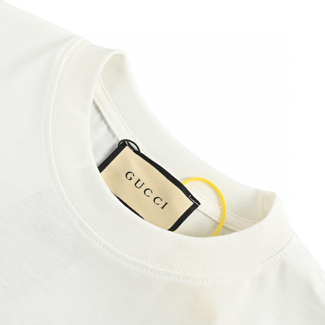 G*u*i white t-shirt with script logo