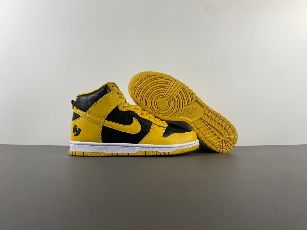 Air Jordan 1 Retro High OG "Black/Yellow"