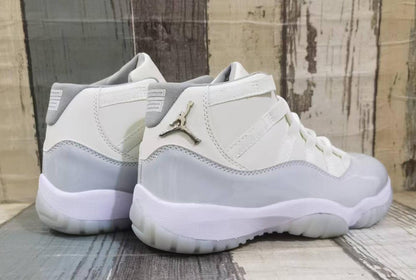 AIR JORDAN 11 RETRO "PLATINUM GREY"