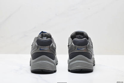 Nike Zoom Vomero 20 in Silver/Blue: Aerodynamic Current