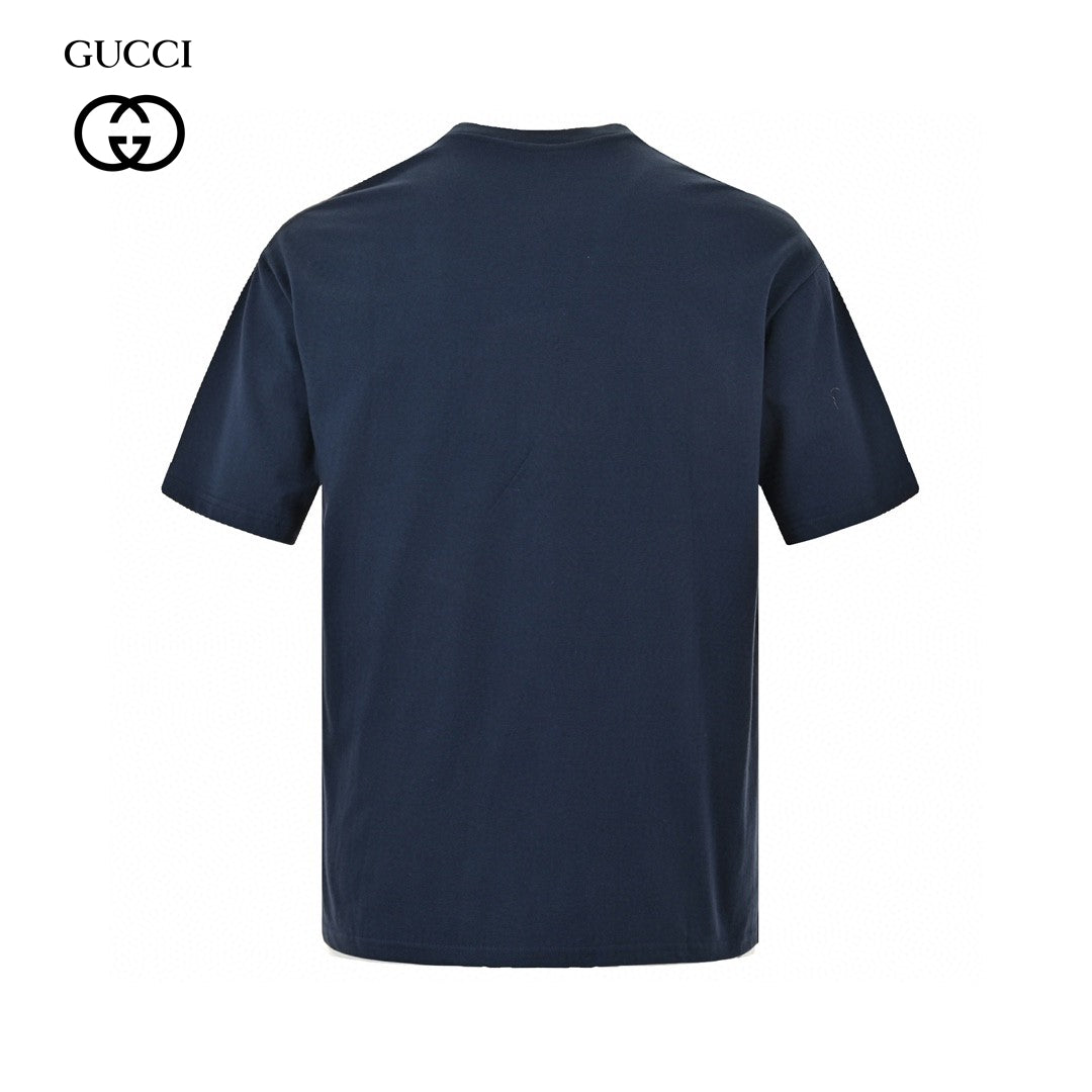 G*u*i navy t-shirt with overlapping logo