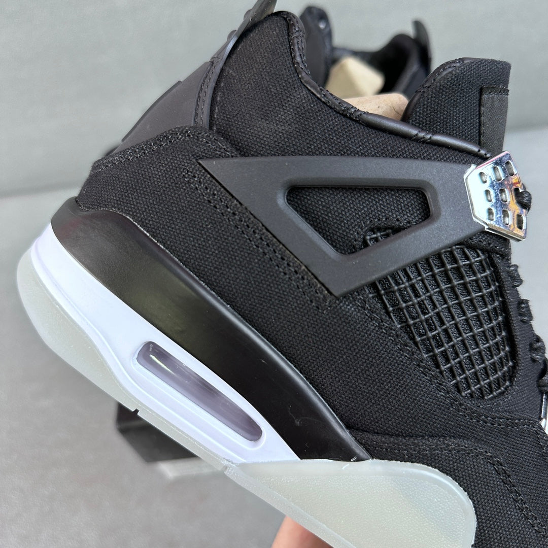 JORDAN 4 x EMINEM CARHARTT