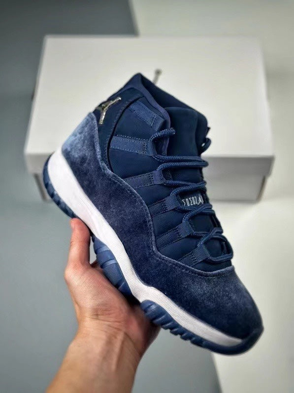 Air Jordan 11 retro“Midnight Navy”