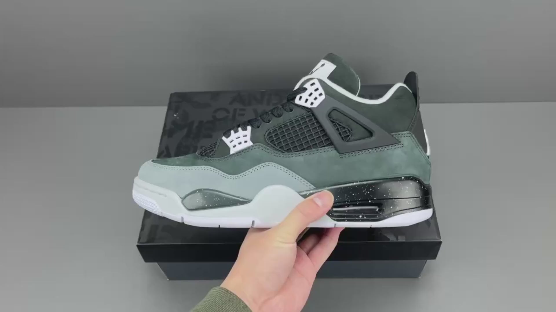 AIR JORDAN 4 x FEAR - Prime Reps