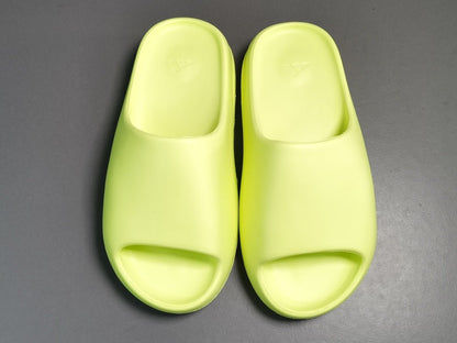 ADIDAS YEEZY SLIDE x GLOW GREEN - Prime Reps