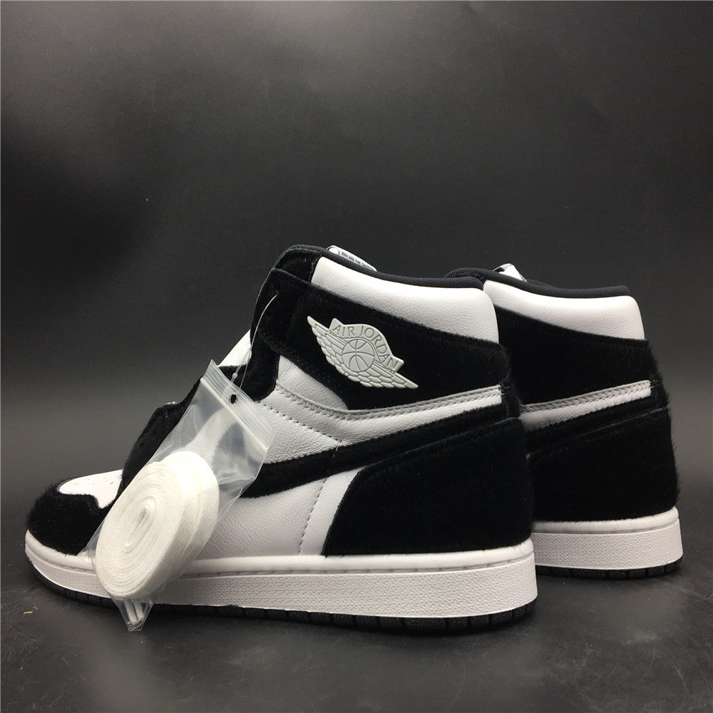 JORDAN 1 HIGH x PANDA BLACK/WHITE