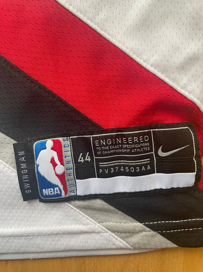 DAMIAN LILLARD PORTLAND TRAIL BLAZERS ASSOCIATION JERSEY - Prime Reps