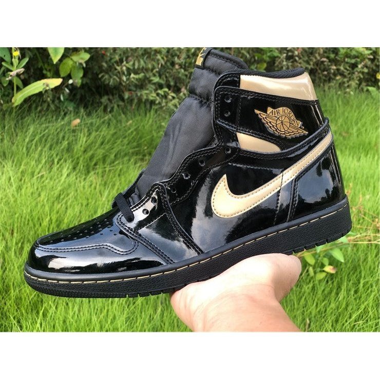 JORDAN 1 HIGH x BLACK METALLIC GOLD