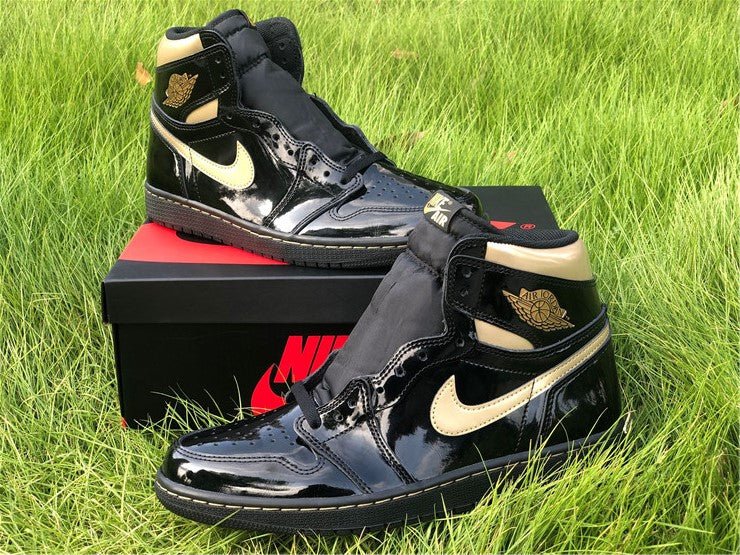 JORDAN 1 HIGH x BLACK METALLIC GOLD