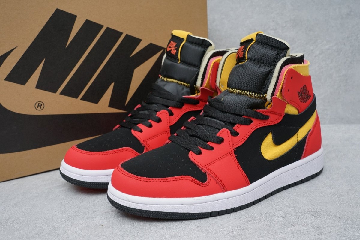 JORDAN 1 HIGH ZOOM AIR CMFT x BLACK CHILE RED