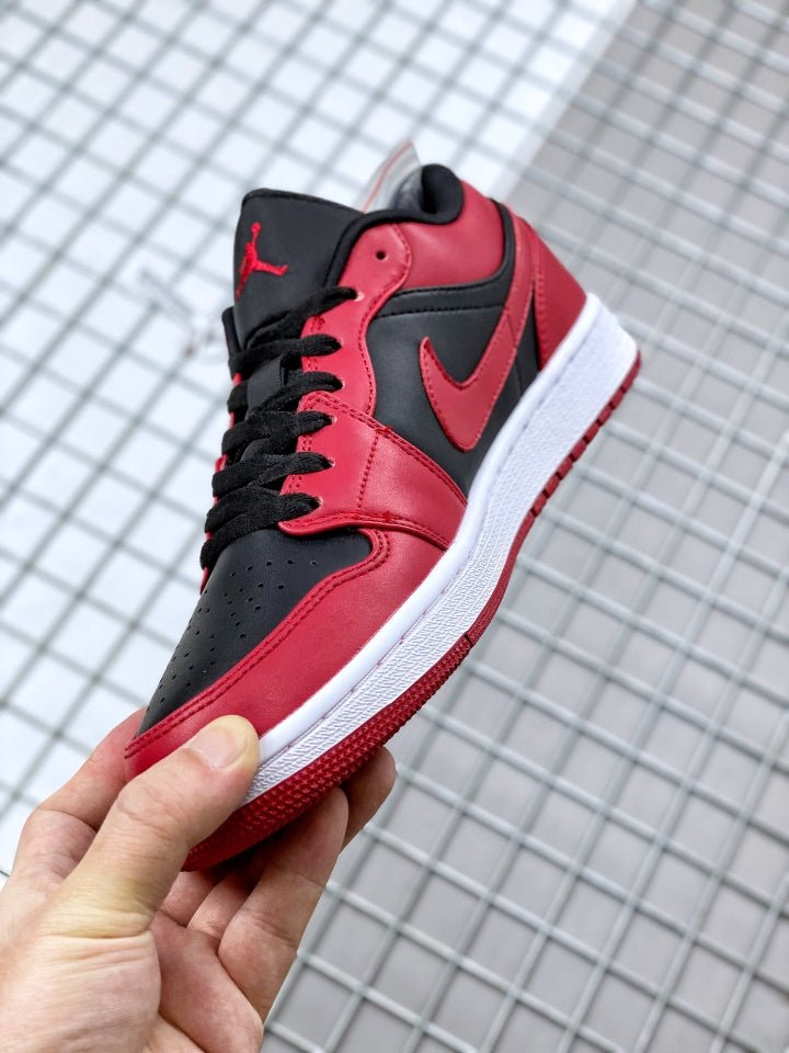 Harga air jordan store 1 bred toe