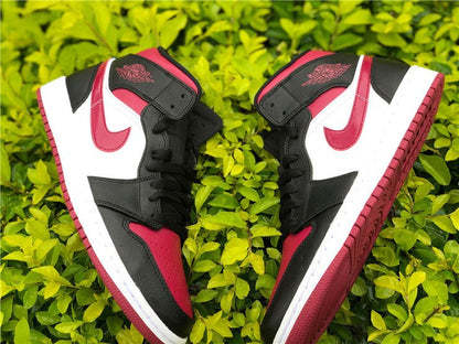 JORDAN 1 MID x BRED TOE - Prime Reps