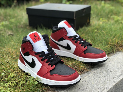 JORDAN 1 MID x CHICAGO BLACK TOE - Prime Reps