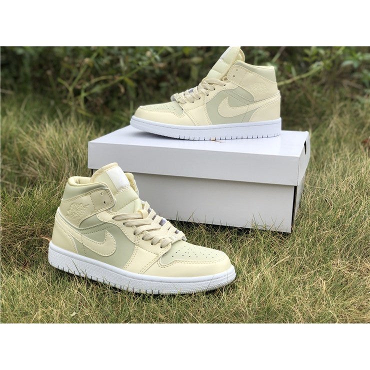 JORDAN 1 MID x GOOSE FEATHER YELLOW