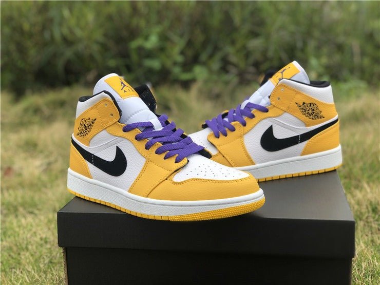 Nike air jordan 1 mid se lakers hot sale