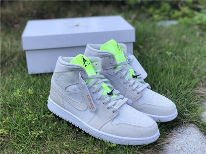 JORDAN 1 MID x VAST GREY GHOST GREEN - Prime Reps